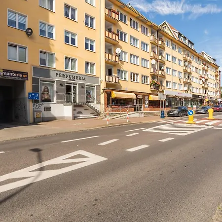 Rose In By Renters Daire *